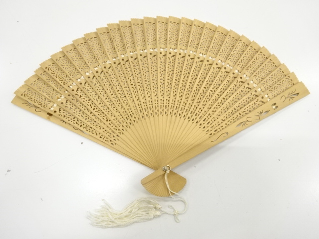 JAPANESE KIMONO / ANTIQUE SANDALWOOD FAN